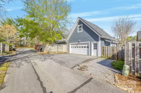 71 Bungalow Ln, Flat Rock, NC 28731 photo 26