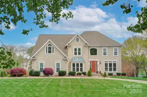 608 Wednesbury Blvd, Charlotte, NC 28262
