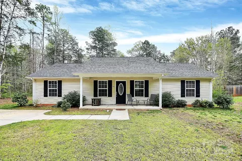 2294 Pacer Rd, Lancaster, SC 29720