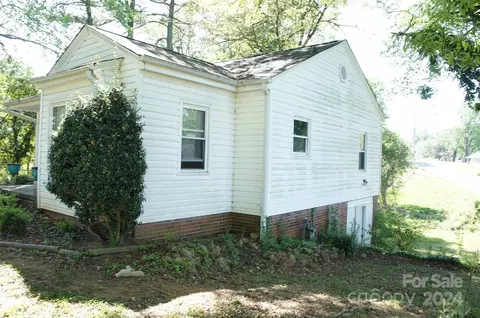 Exterior - 517 Beverly Dr, Gastonia, NC 28054 photo 2 of 5
