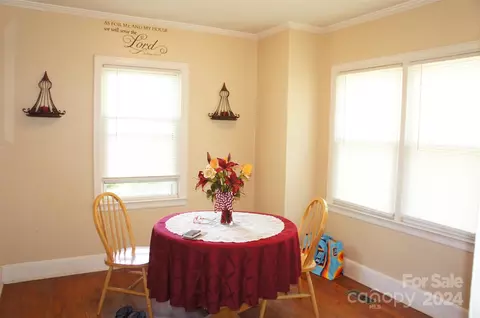 Dining - 517 Beverly Dr, Gastonia, NC 28054 photo 1 of 1