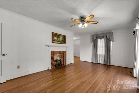 Living - 247 Orange Ave, Lancaster, SC 29720 photo 1 of 2