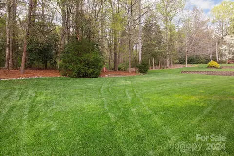 Exterior - 7165 Sedgebrook W Dr W, Stanley, NC 28164 photo 3 of 9