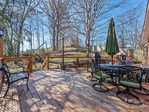 Exterior - 54 Danielwood Ct, Clyde, NC 28721 photo 9 of 12