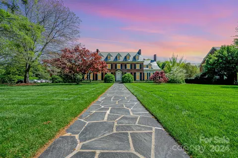 1917 Queens A5 Rd #A5, Charlotte, NC 28207