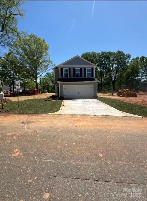 1303 Dodd St, Shelby, NC 28152