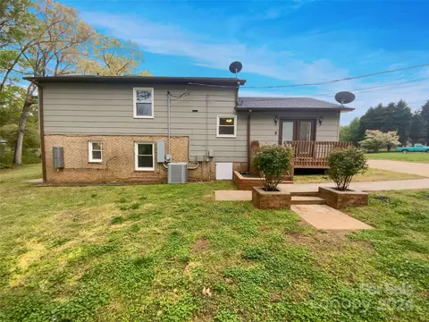 Exterior - 4508 Springview Dr, Monroe, NC 28112 photo 2 of 5