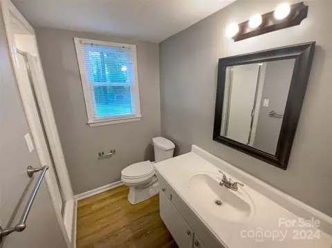 Bath - 4508 Springview Dr, Monroe, NC 28112 photo 3 of 3