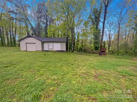 Exterior - 4508 Springview Dr, Monroe, NC 28112 photo 4 of 5