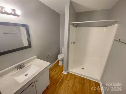 Bath - 4508 Springview Dr, Monroe, NC 28112 photo 1 of 3