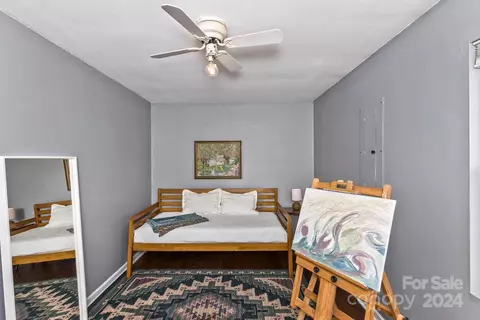 Bedroom - 24 Star Rd, Marshall, NC 28753 photo 5 of 6