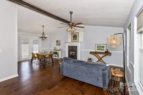 Living - 24 Star Rd, Marshall, NC 28753 photo 4 of 4