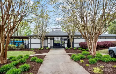 Exterior - 17022 Winged Thistle Ct, Davidson, NC 28036 photo 7 of 12