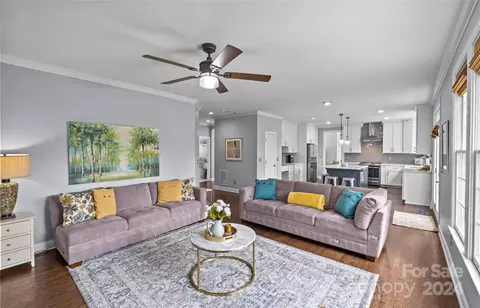 Living - 17022 Winged Thistle Ct, Davidson, NC 28036 photo 4 of 4