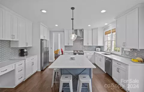 Kitchen - 17022 Winged Thistle Ct, Davidson, NC 28036 photo 2 of 8