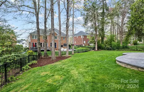 Exterior - 17022 Winged Thistle Ct, Davidson, NC 28036 photo 6 of 12