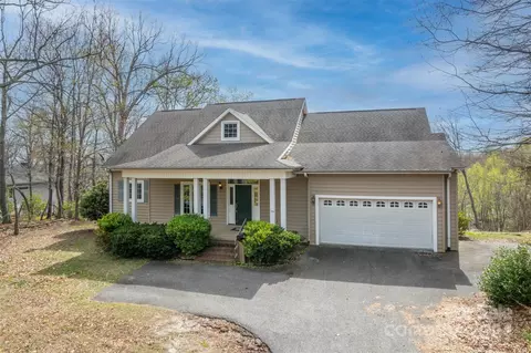 Exterior - 166 Aurora Ln, Tryon, NC 28782 photo 3 of 12