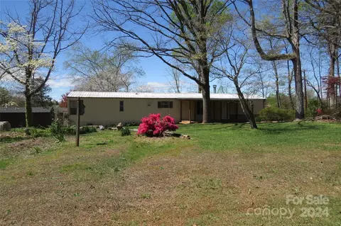 4021 26th Street Ne 5 Ct NE #5, Hickory, NC 28601