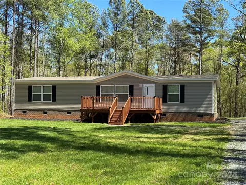 43280 Isen Rd, New London, NC 28127