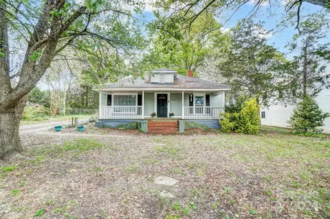 415 S Webb St, Gastonia, NC 28052