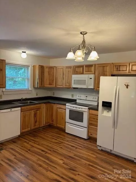 588 Panoramic Loop, Maggie Valley, NC 28751 photo 21