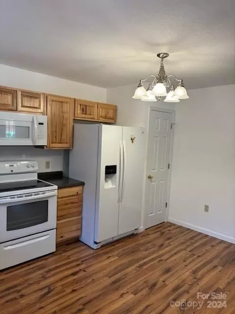 588 Panoramic Loop, Maggie Valley, NC 28751 photo 23