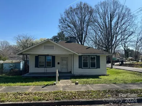 112 Dean St, Gastonia, NC 28052