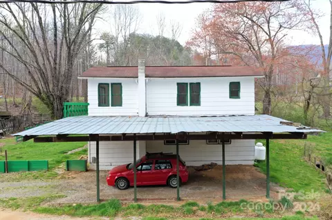 Exterior - 95 Maple Springs Rd, Sylva, NC 28779 photo 3 of 6