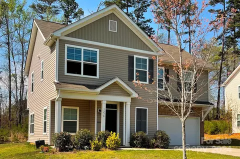 1238 Oak Haven Dr, Salisbury, NC 28146