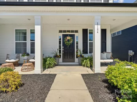 Exterior - 1184 Weir Ct, Fort Mill, SC 29708 photo 2 of 13