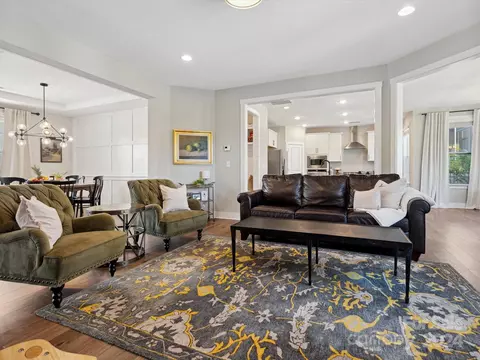 Living - 1184 Weir Ct, Fort Mill, SC 29708 photo 4 of 7