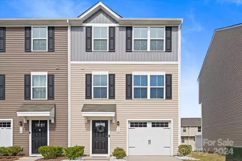 716 Dillon Way, Fort Mill, SC 29715