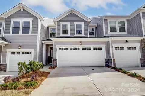 7018 Levelcross Ln, Charlotte, NC 28269