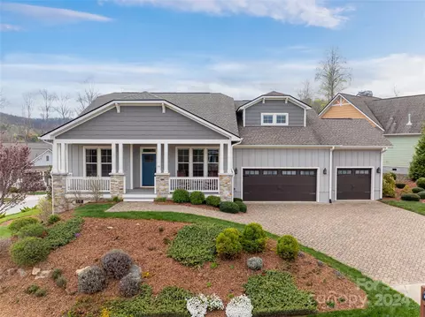 10 Buckhorn Gap Rd, Candler, NC 28715