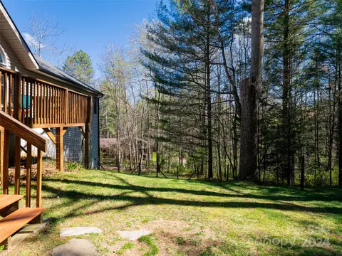 Exterior - 4 Mount Emerald Dr, Fairview, NC 28730 photo 9 of 13