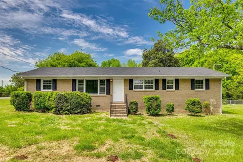 237 Essie Cir, Fort Mill, SC 29708