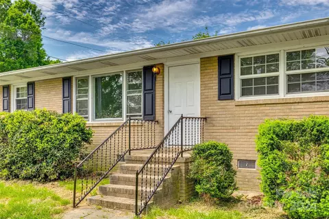 237 Essie Cir, Fort Mill, SC 29708 photo 2
