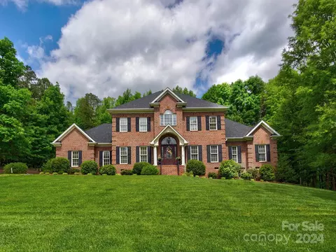 6330 Chamar Cir, Kannapolis, NC 28081