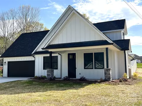 600 Smith St, Albemarle, NC 28001