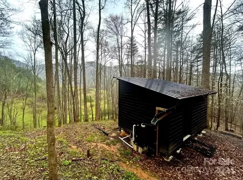 351 Bobby Gosnell Rd, Madison, NC 28754