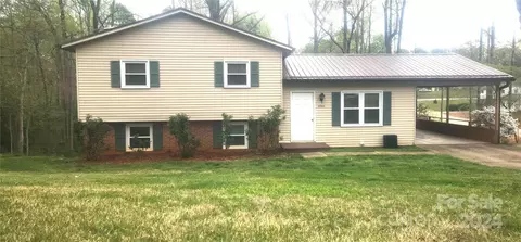 5060 Hilo Dr, Conover, NC 28613