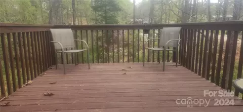 Exterior - 5060 Hilo Dr, Conover, NC 28613 photo 3 of 4