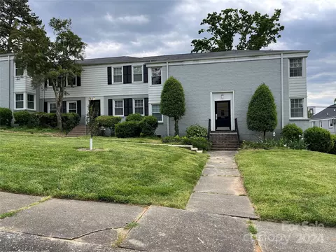 500 Wakefield A Dr #A, Charlotte, NC 28209