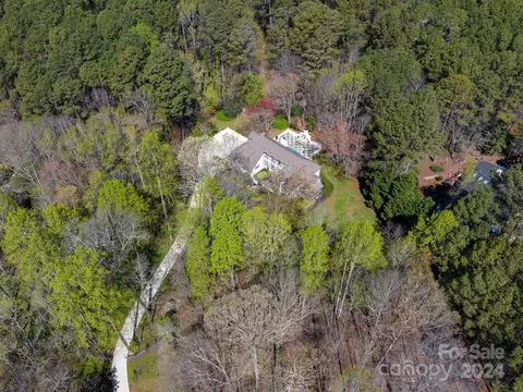 1439 Longleaf Ct, Weddington, NC 28104