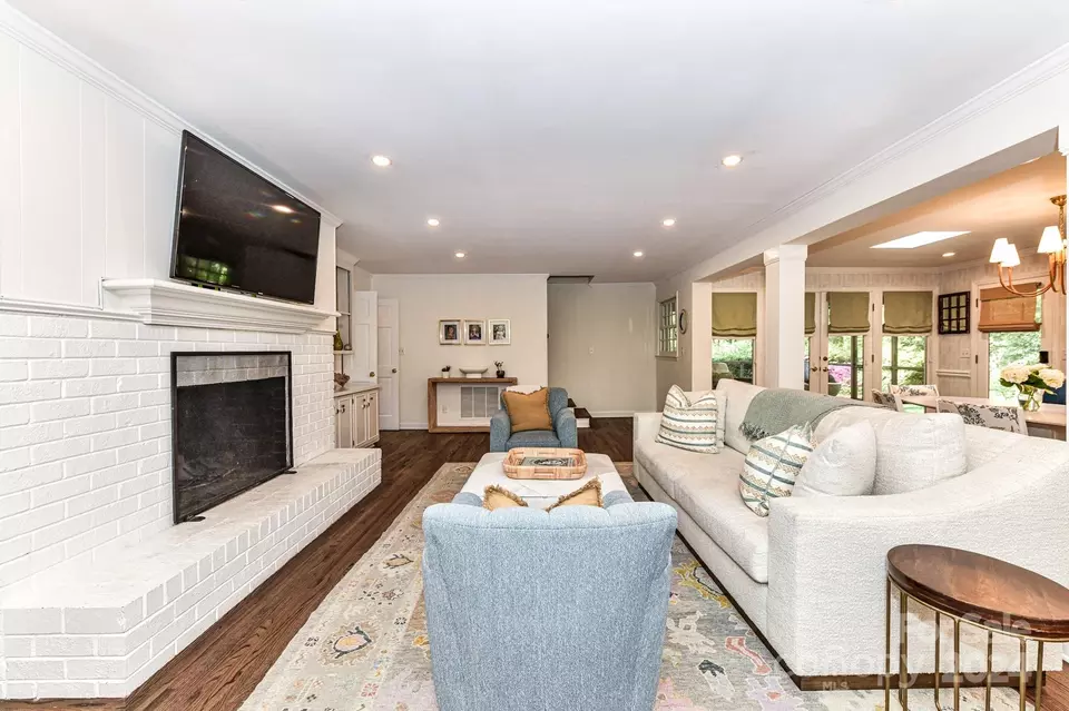 Living - 3026 Rustic Ln, Charlotte, NC 28210 photo 3 of 8