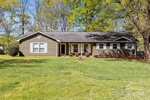 1324 Lee St, Charlotte, NC 28214