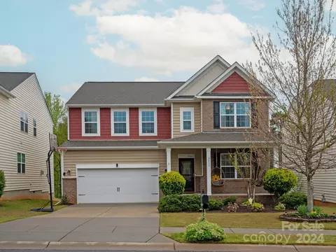 2033 Newport Dr, Fort Mill, SC 29707