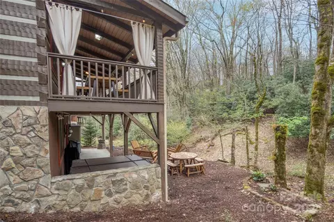 Exterior - 290 Hawks Lake Dr, Seven Devils, NC 28604 photo 10 of 11