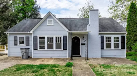 209 Wilson Nw St NW, Lenoir, NC 28645