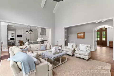 Living - 905 Martingale Ln, Davidson, NC 28036 photo 2 of 5